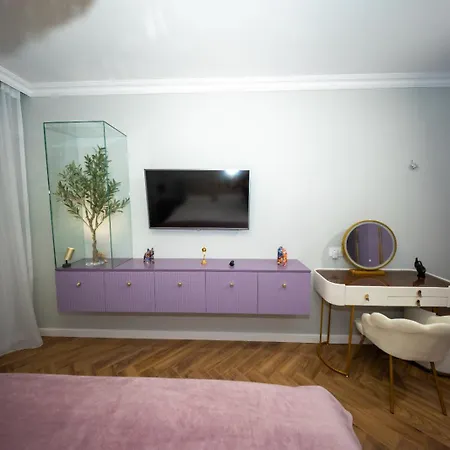 Luxury Promenada Apartment