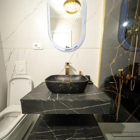 Luxury Promenada Apartment Craiova