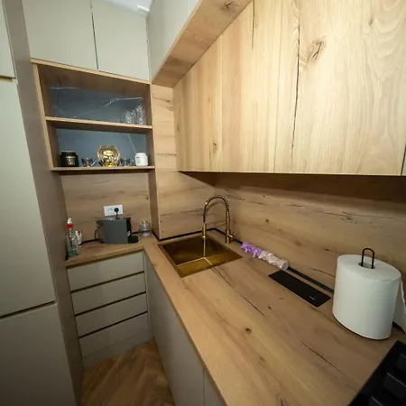 Luxury Promenada Apartment